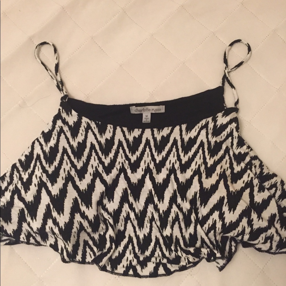 Flowyy Black & White Crop Top